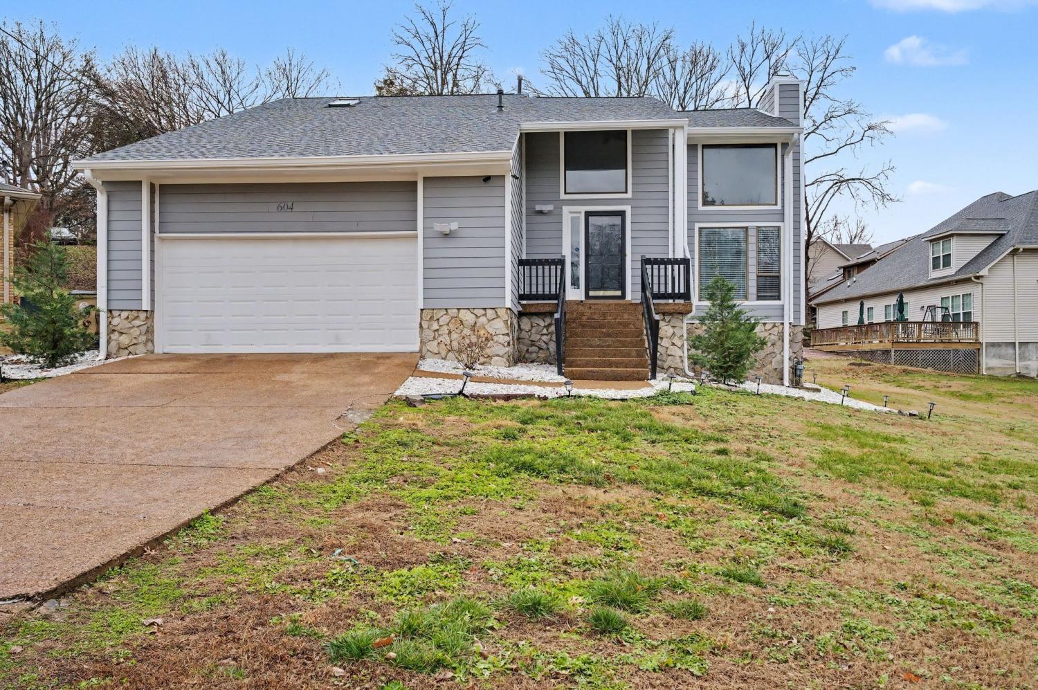 604-Somerset-Ct For Sale