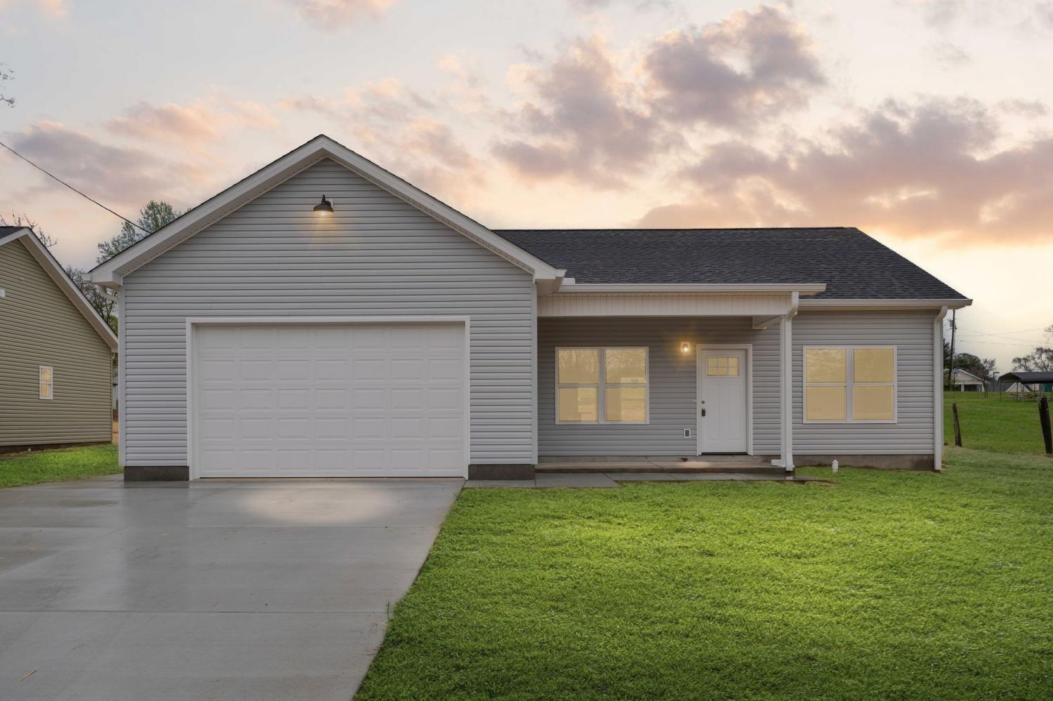 805-Shepard-St--S For Sale