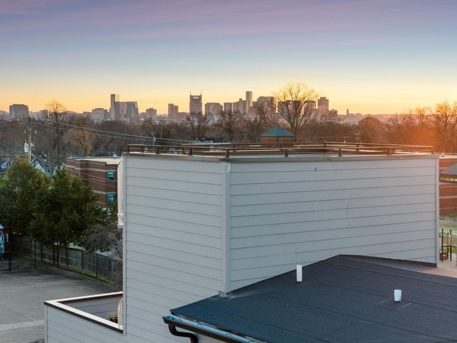 1008-Douglas-Ave For Sale