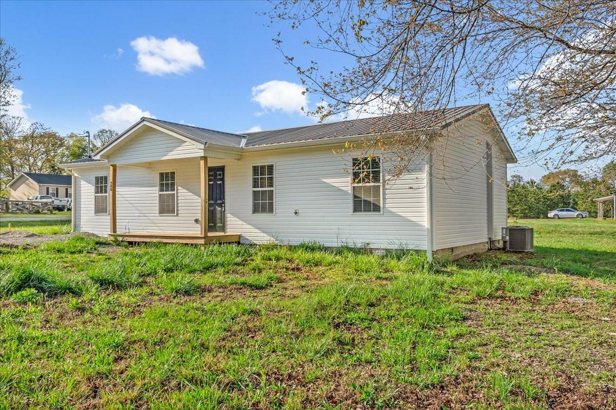 240-W-1st-St For Sale