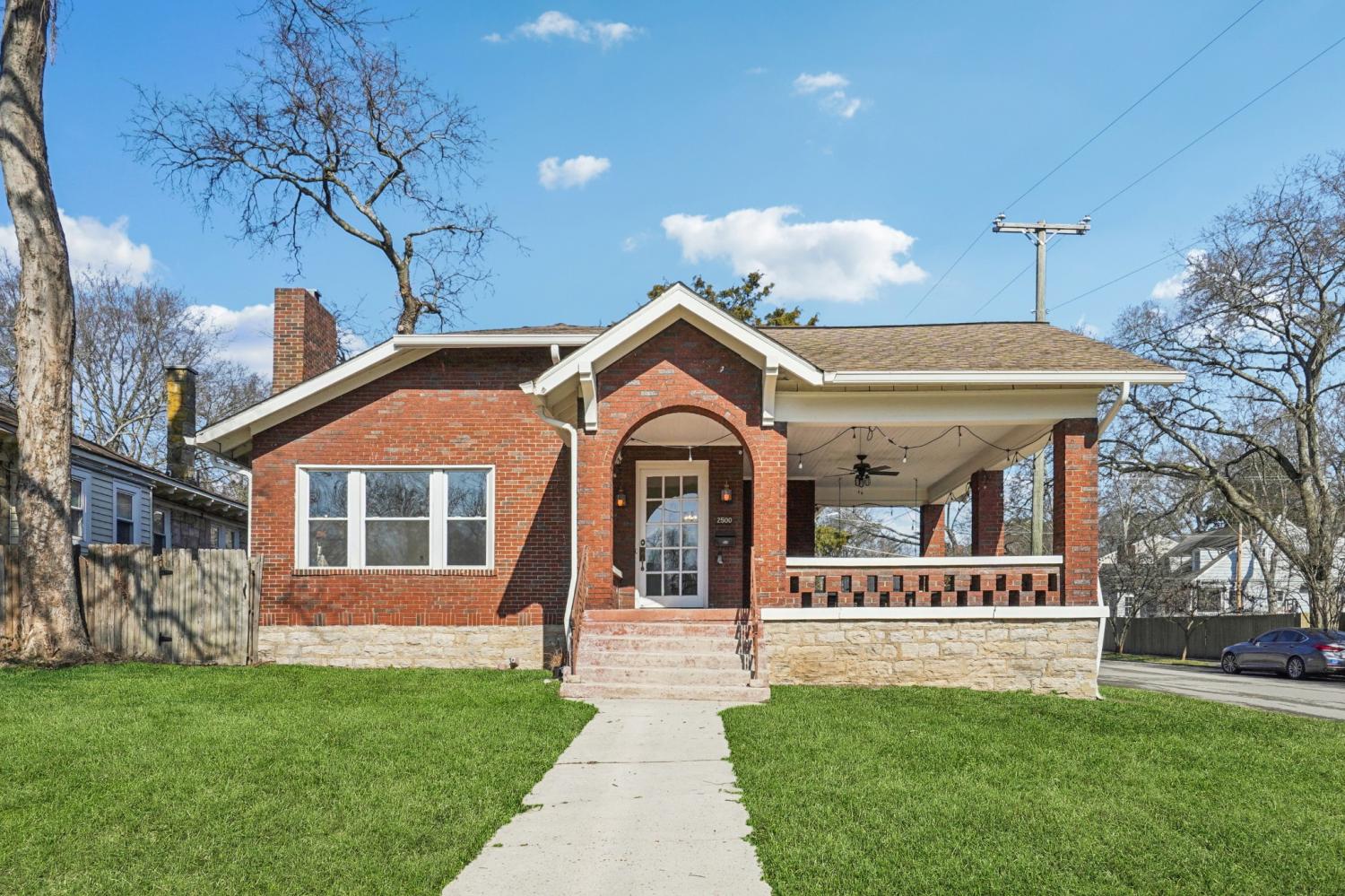 2500-Blair-Blvd For Sale