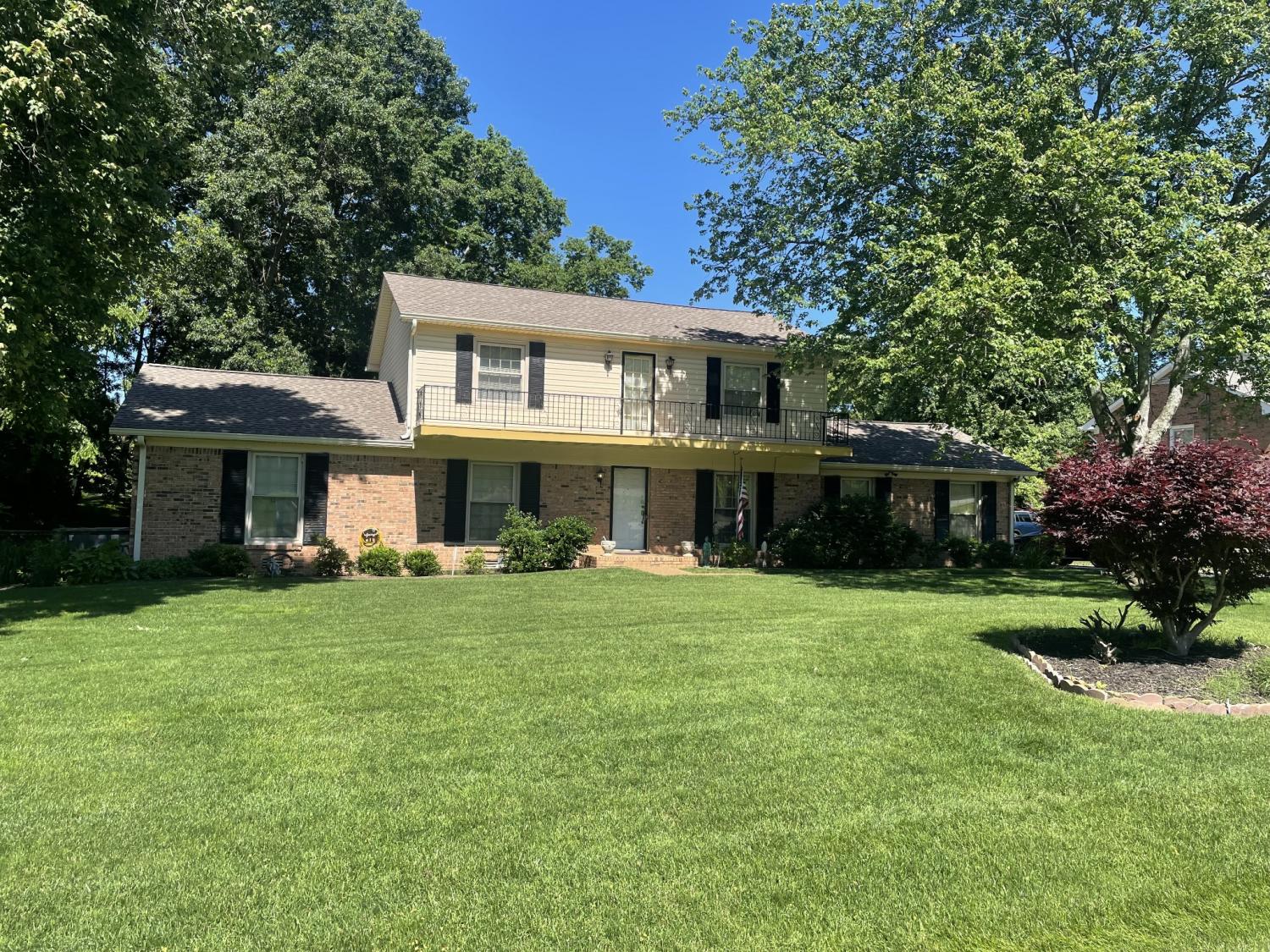 412-Benton-Ln For Sale
