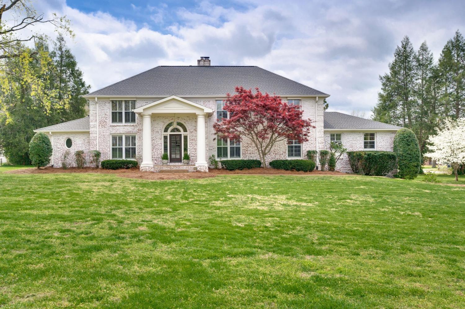 1937-Shamrock-Dr For Sale