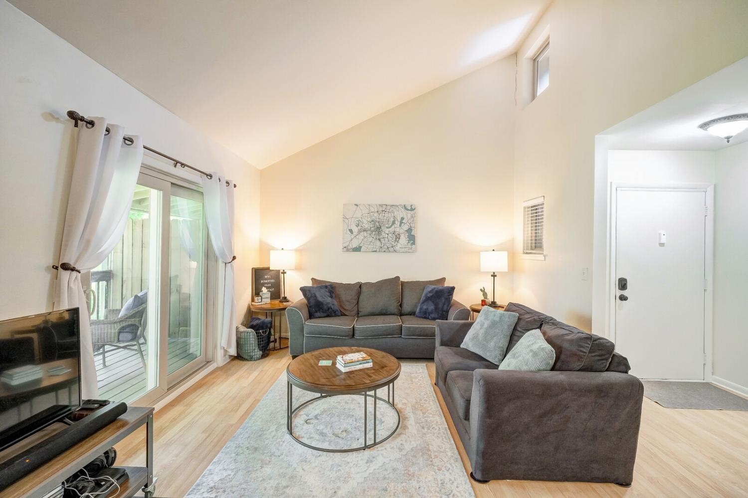 427-Summit-Ridge-Pl For Sale