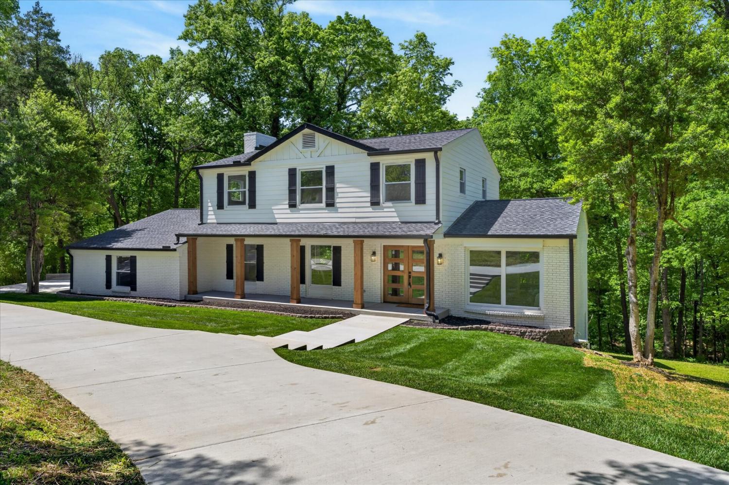 1640-Simpson-Dr For Sale