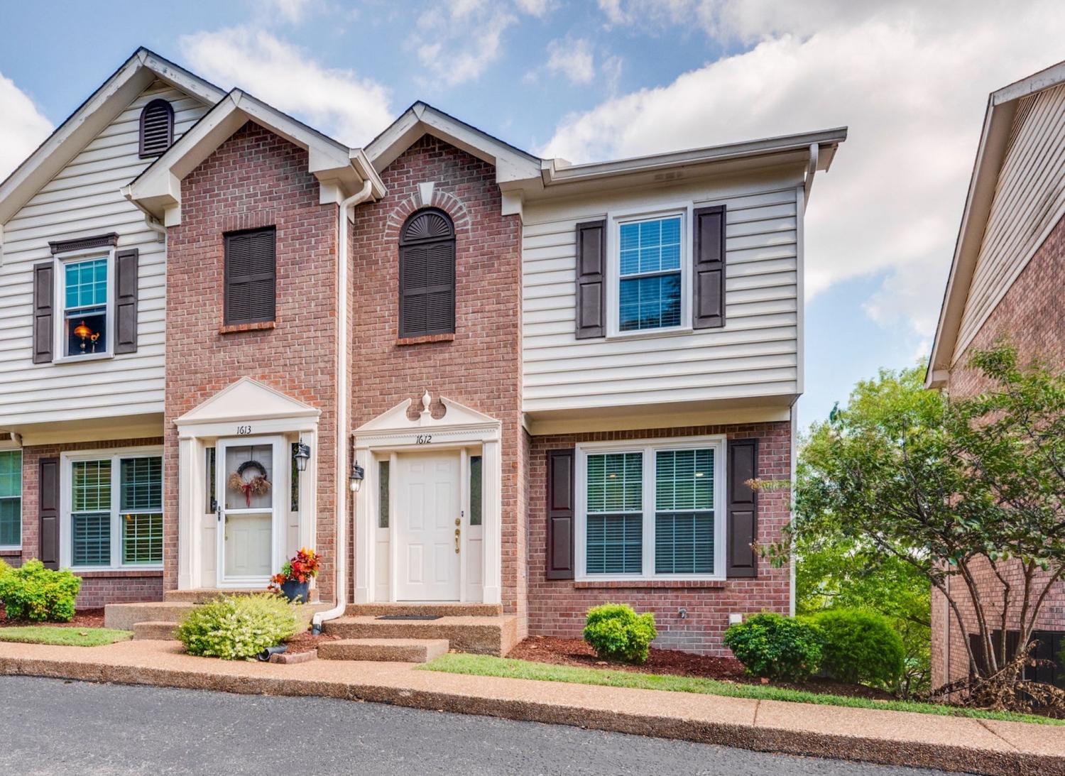 1612-Brentwood-Pointe For Sale