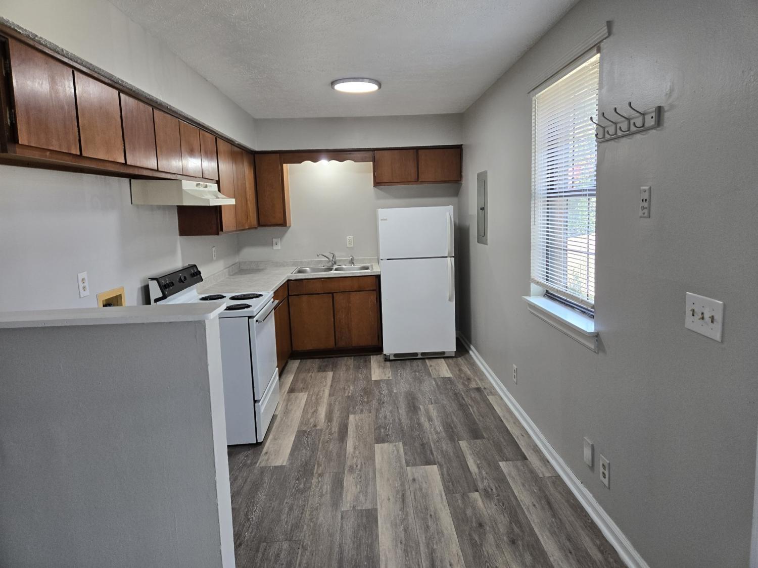 1414-Oakhurst-Ave For Sale