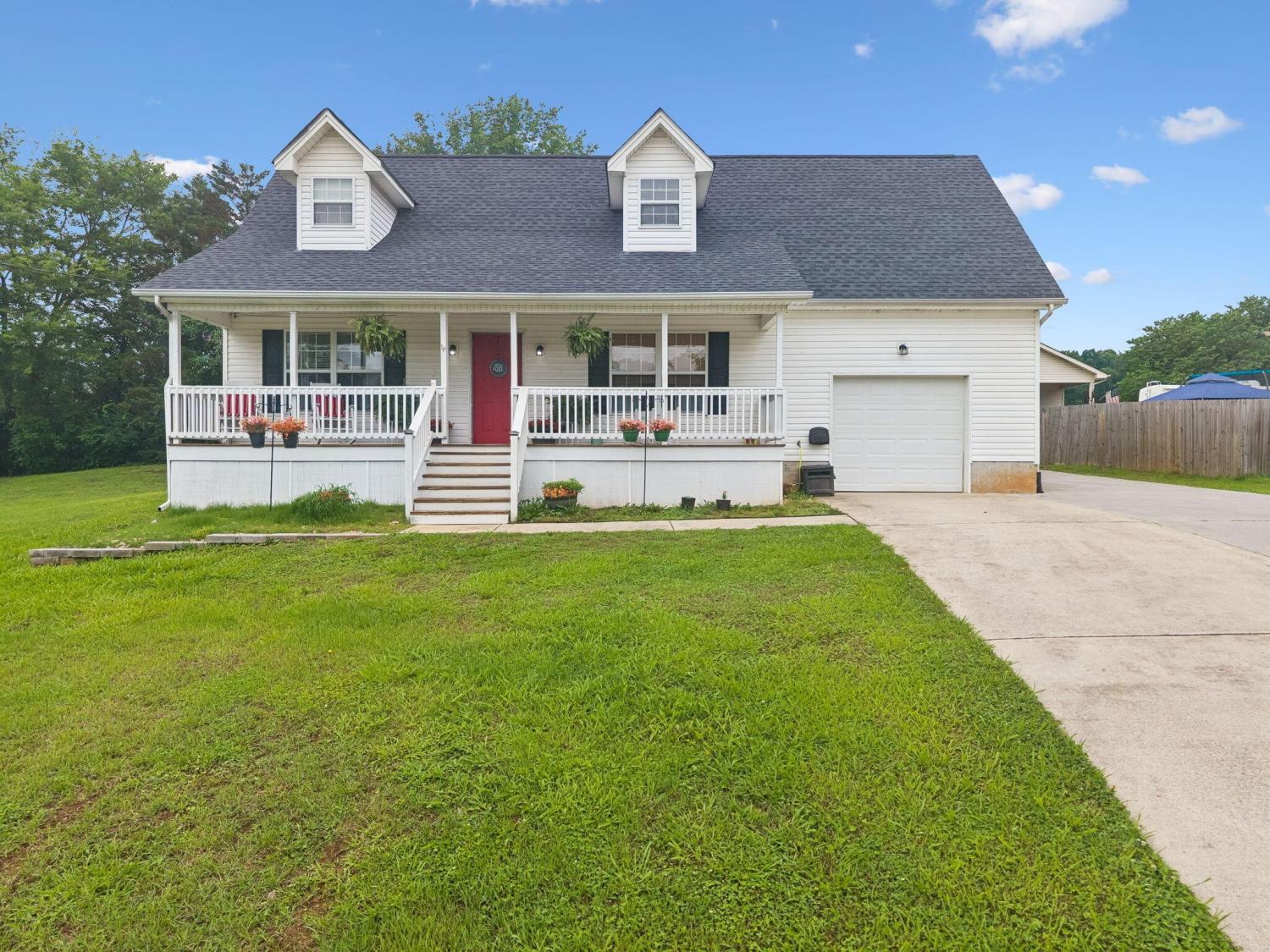 140-Apple-Valley-Court--NE For Sale