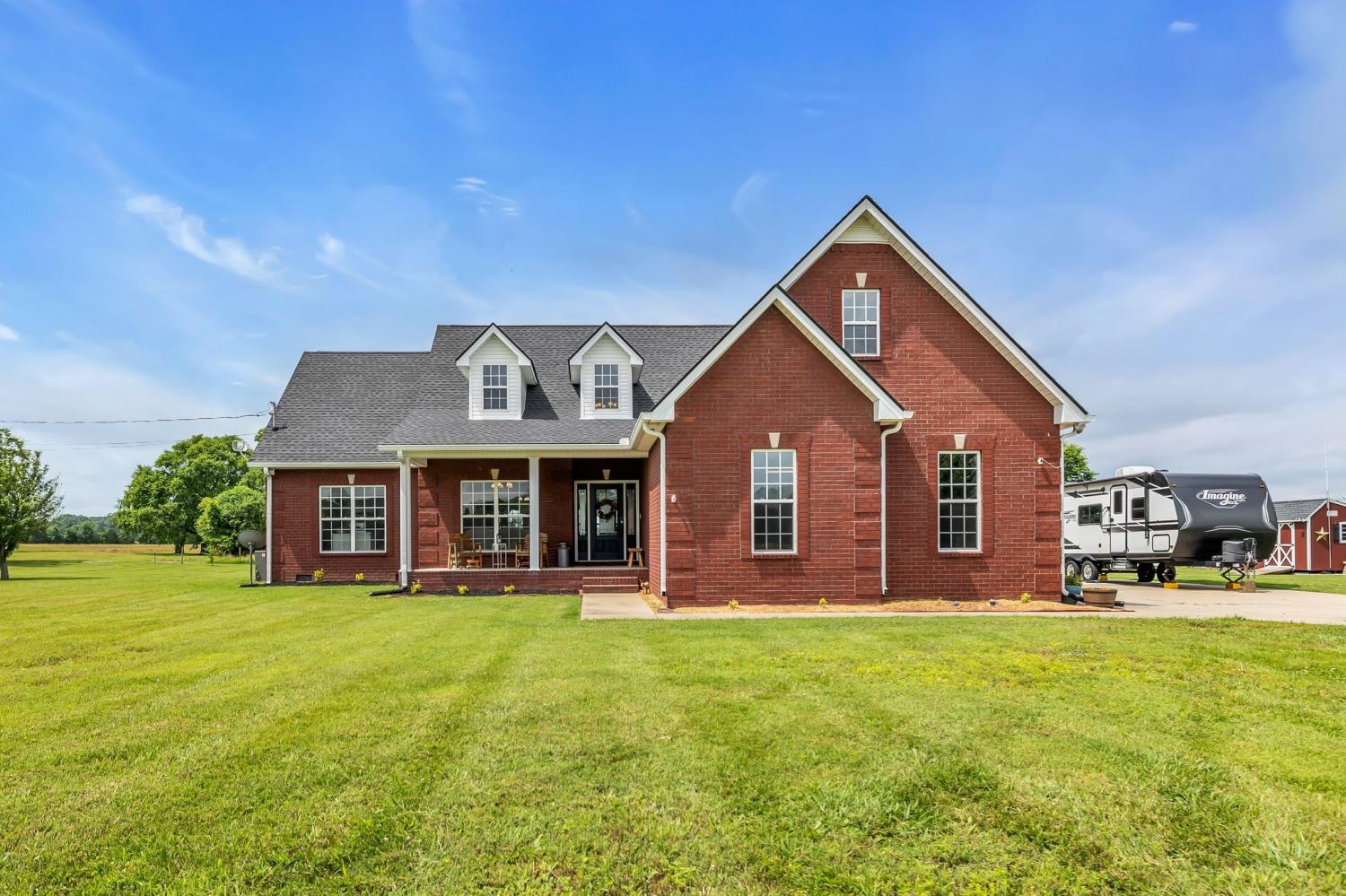141-Holly-Ct For Sale