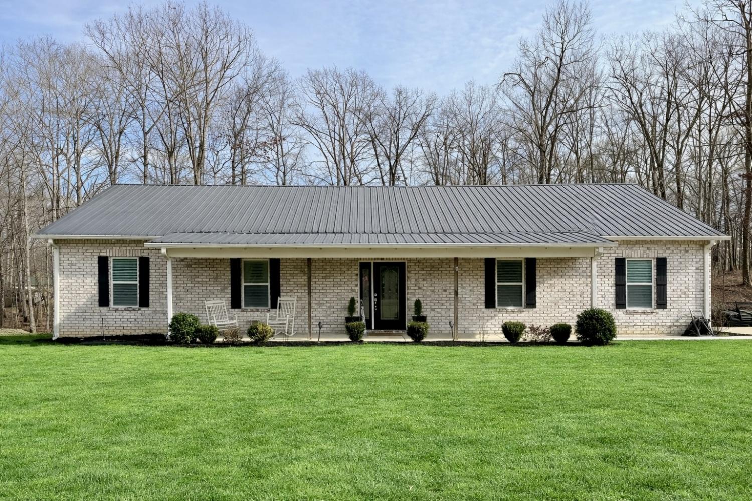 8011-Valley-Rd For Sale