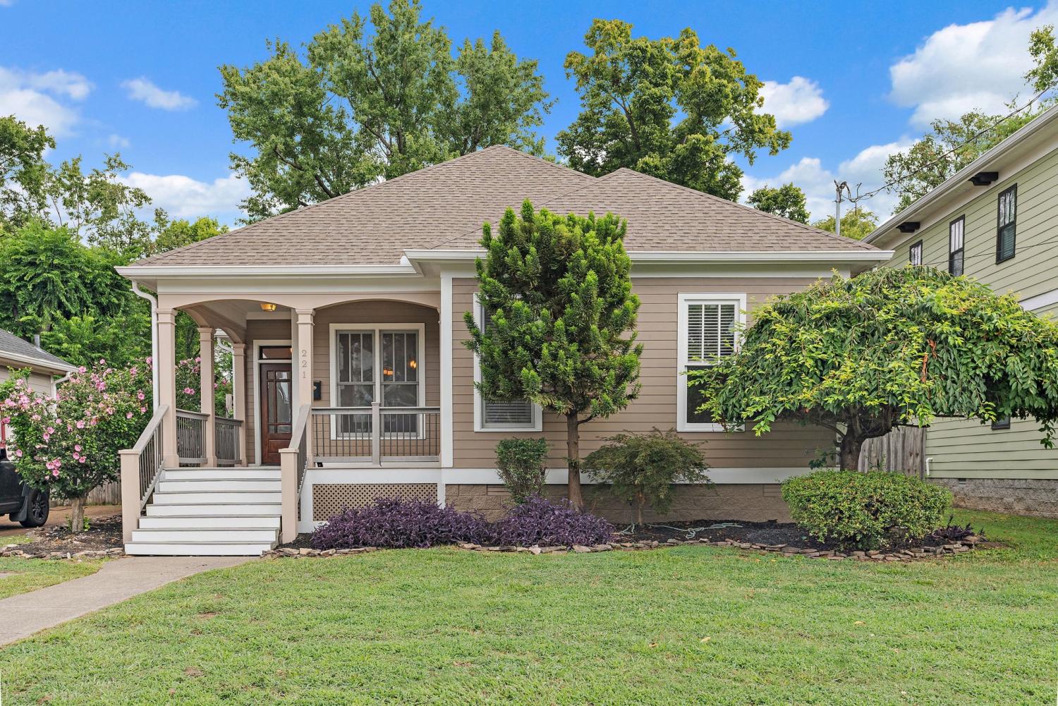 221-Treutland-Ave For Sale