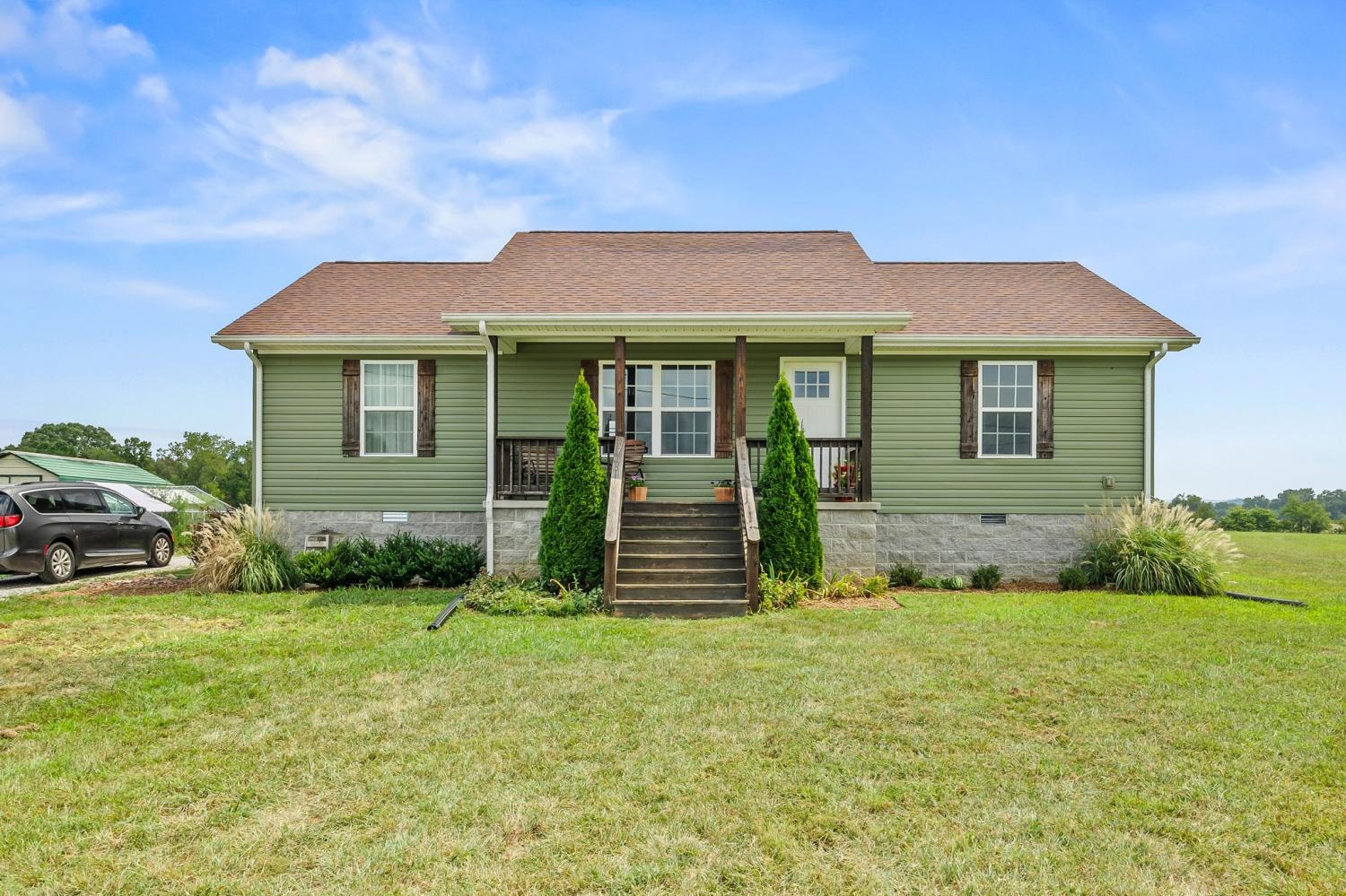 13723-Old-Kentucky-Rd For Sale