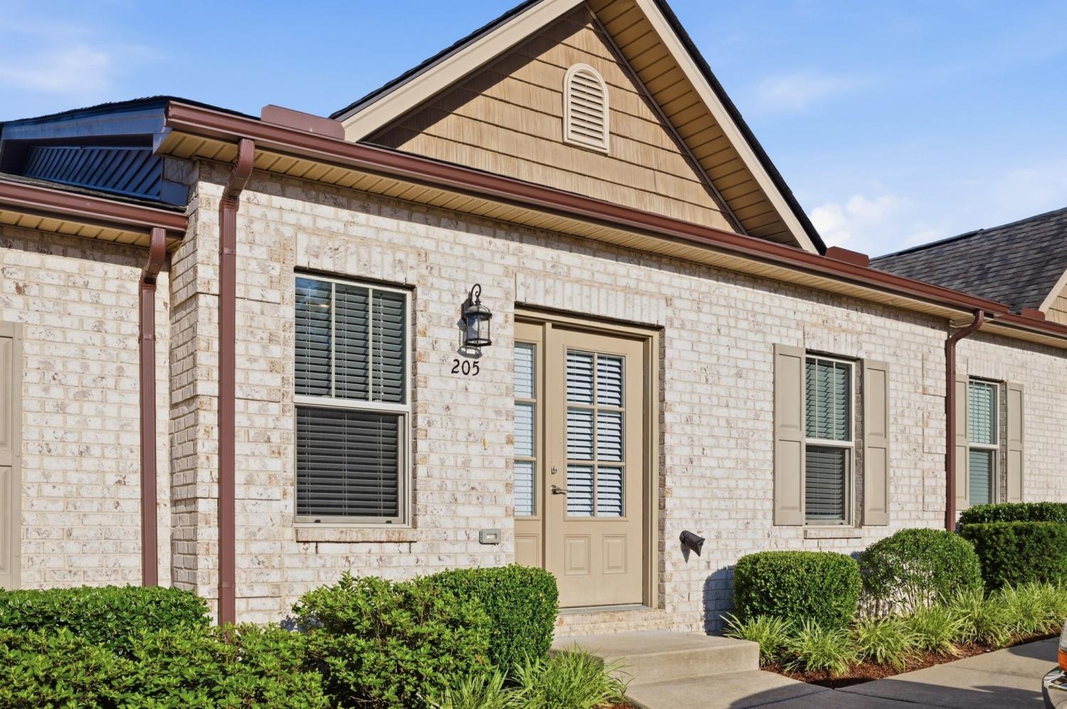 205-Bancroft-Ml For Sale