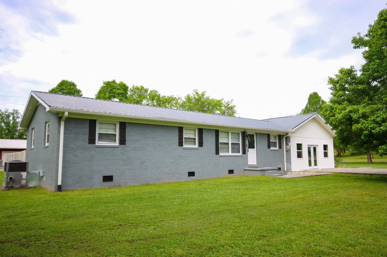 200-Hill-St For Sale
