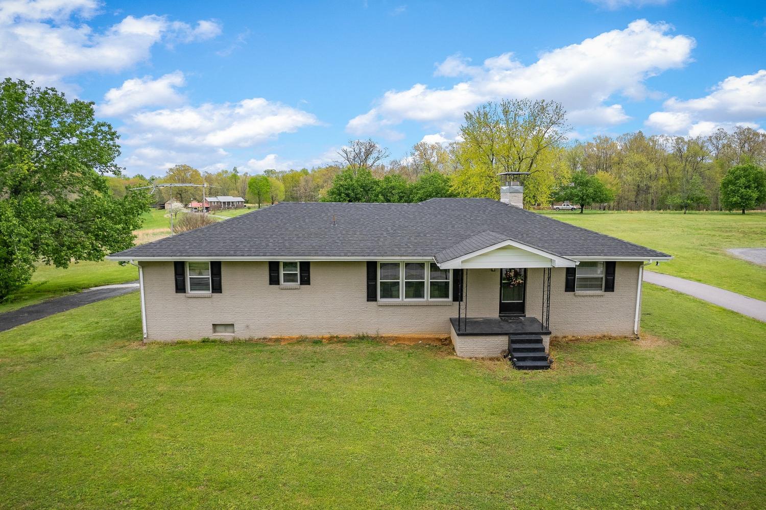8997-Holmes-Creek-Rd For Sale