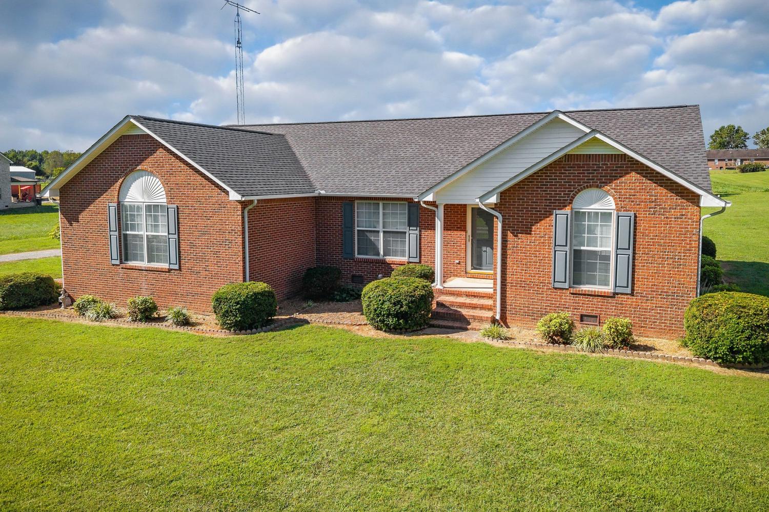 186-Pine-Creek-Dr For Sale