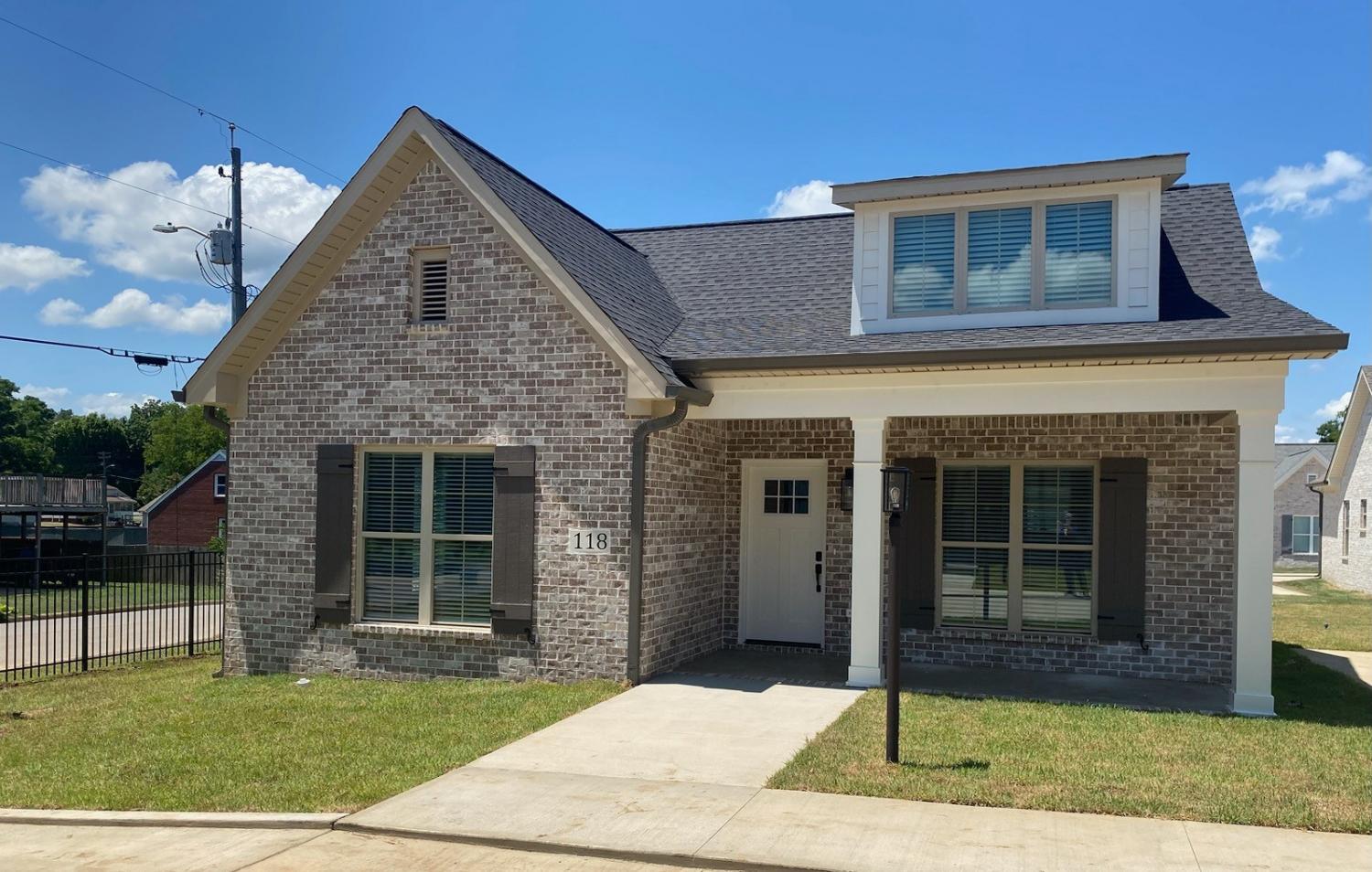 100-Somerset-Ln For Sale