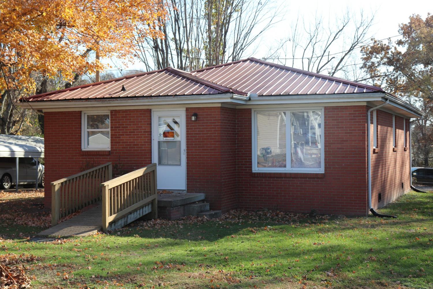 300-Walton-Ave For Sale