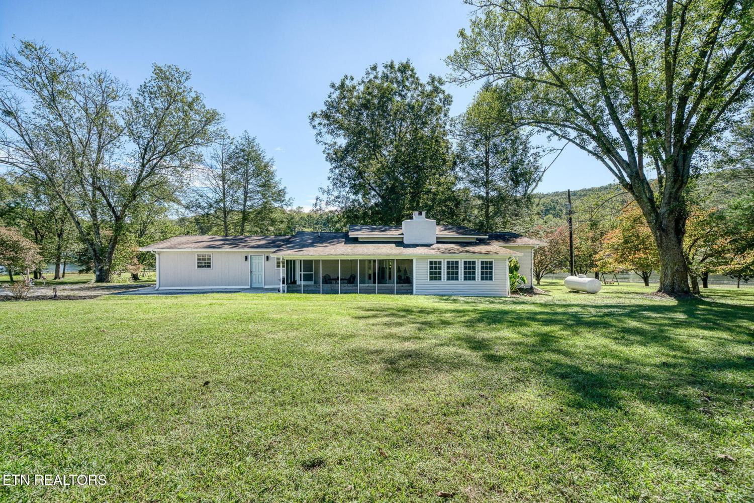 240-Gordon-Drive For Sale