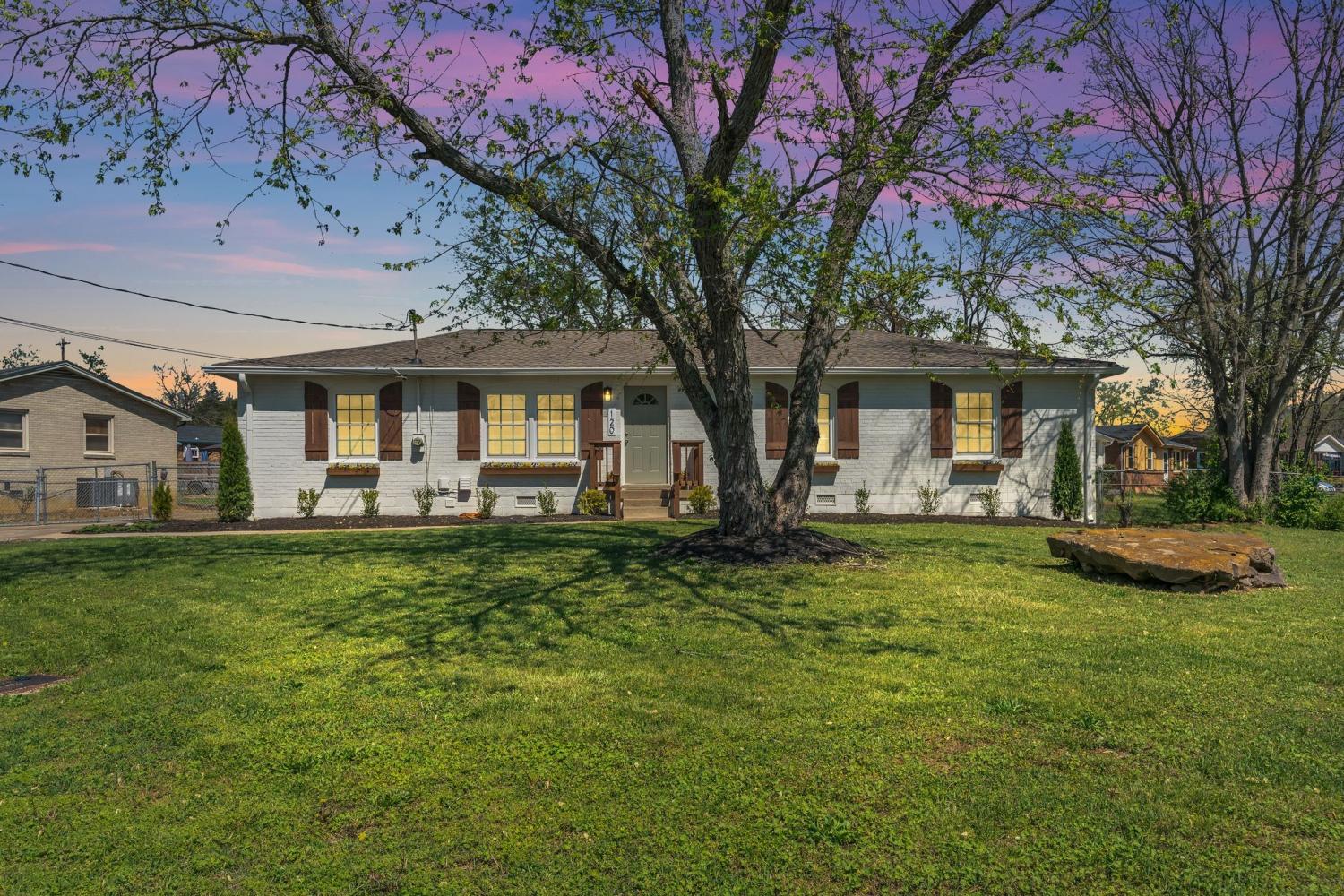 120-E-Fairview-Dr For Sale