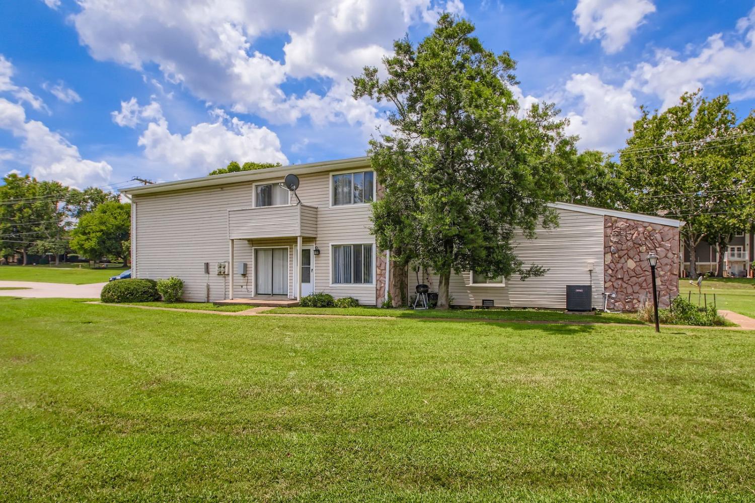 810-Bellevue-Rd For Sale