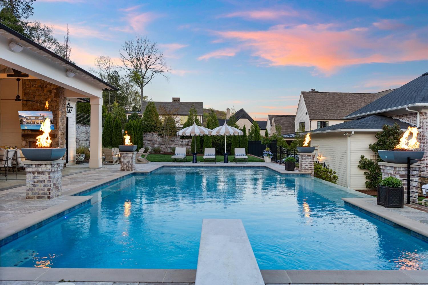 1420-Amesbury-Ln For Sale