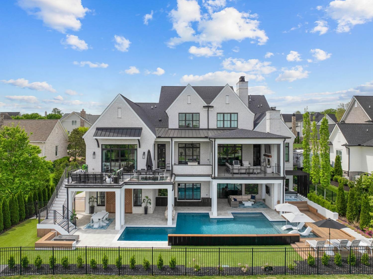 6004-Pelican-Way For Sale