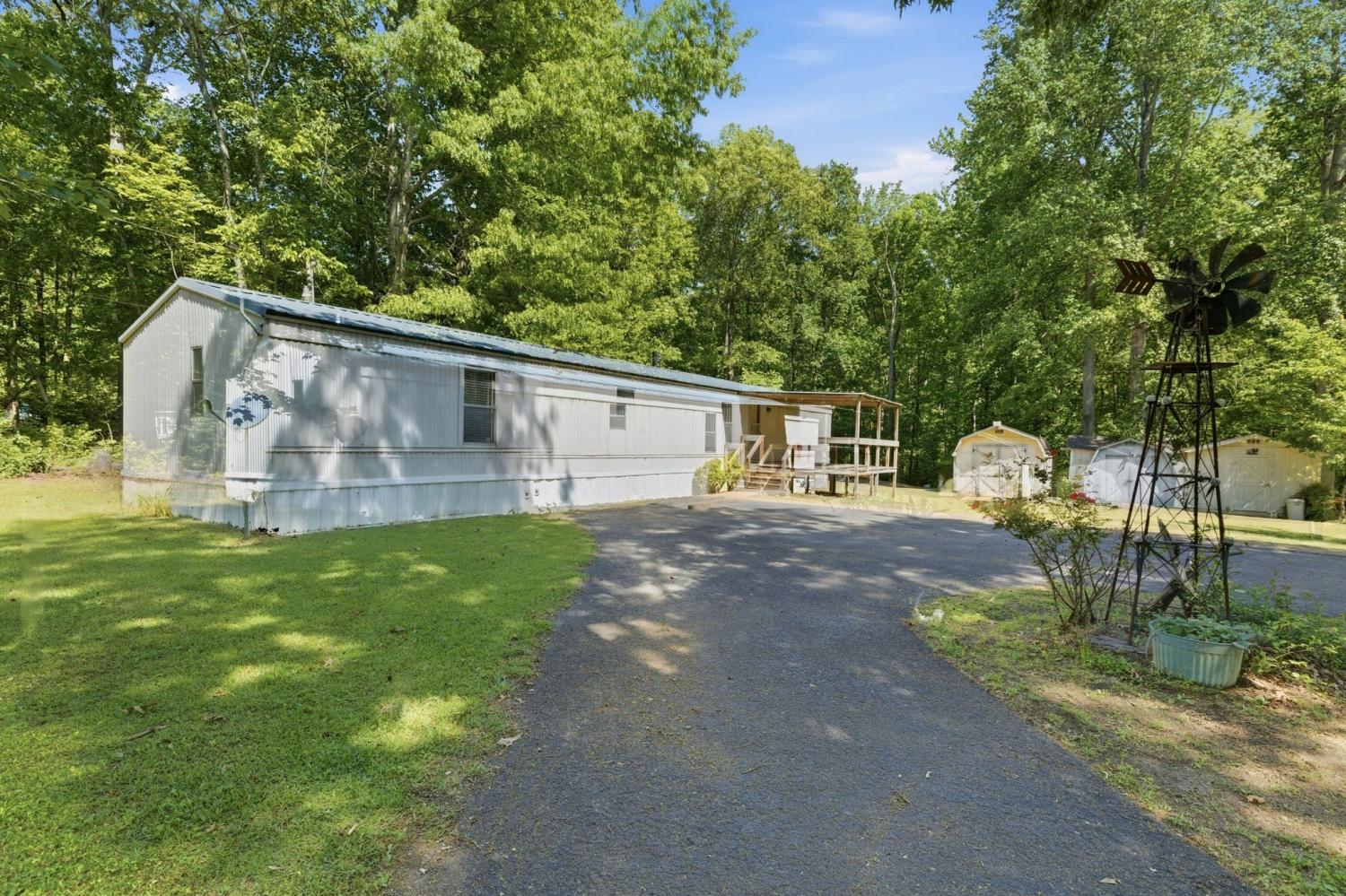 104-Enfield-Dr For Sale