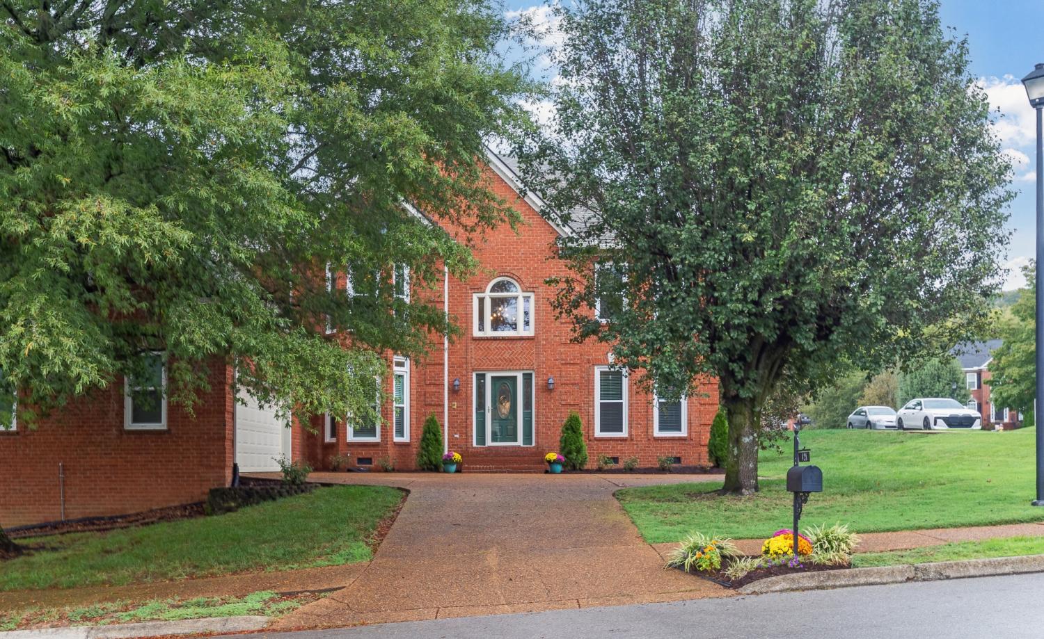 428-Crofton-Park-Ln For Sale