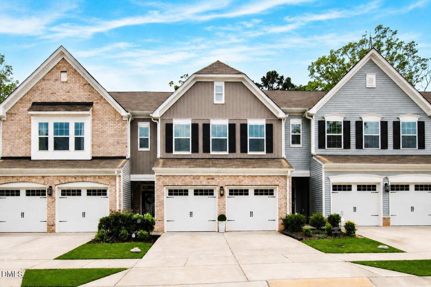 594-Historic-Dr For Sale