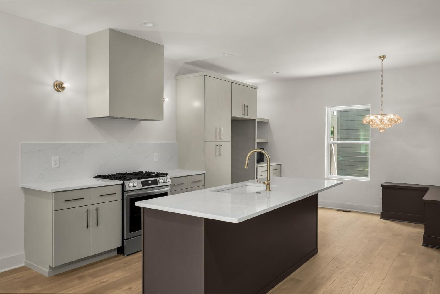 1293-Jones-Ave For Sale
