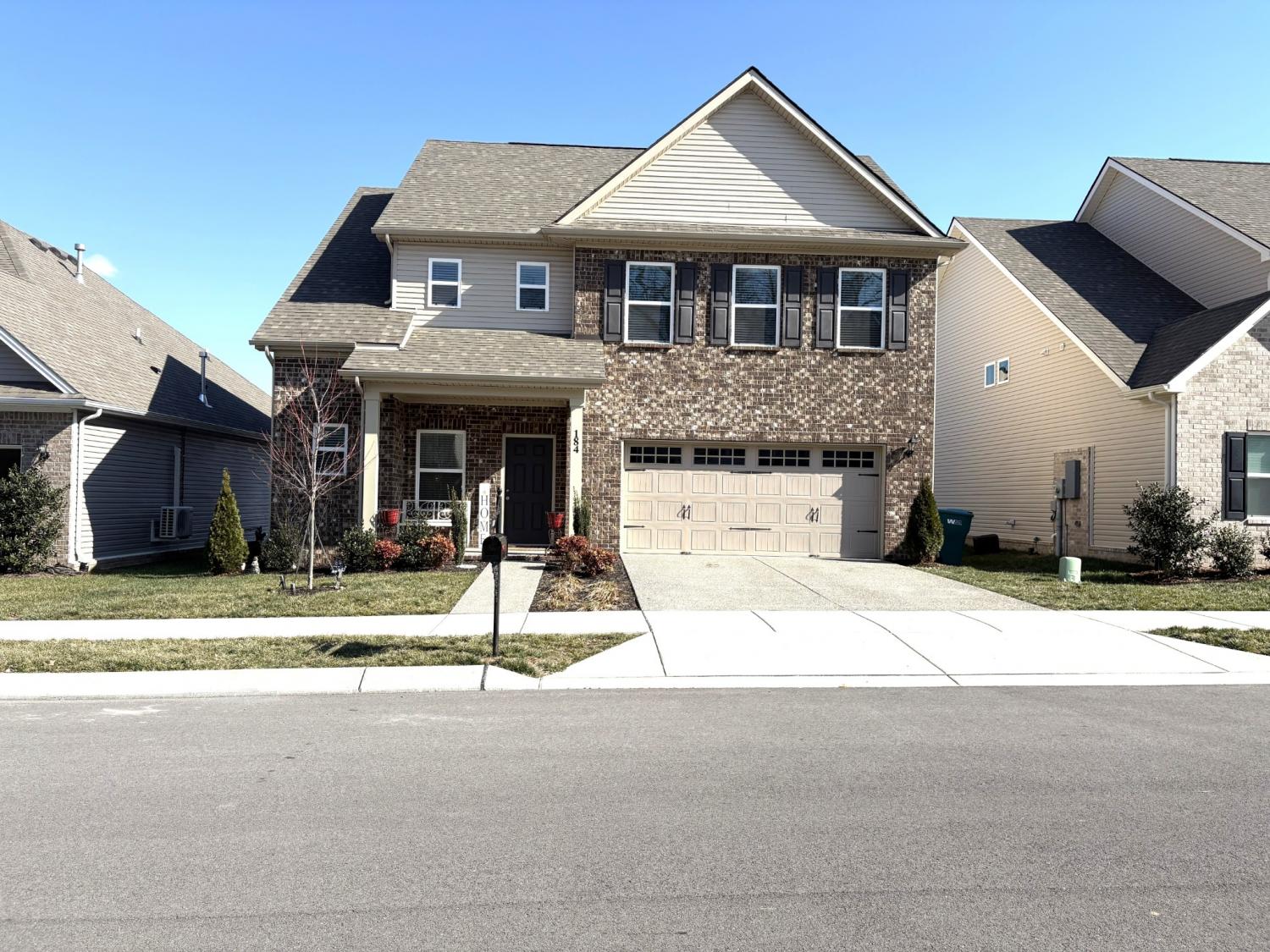 184-Hampshire-Way For Sale