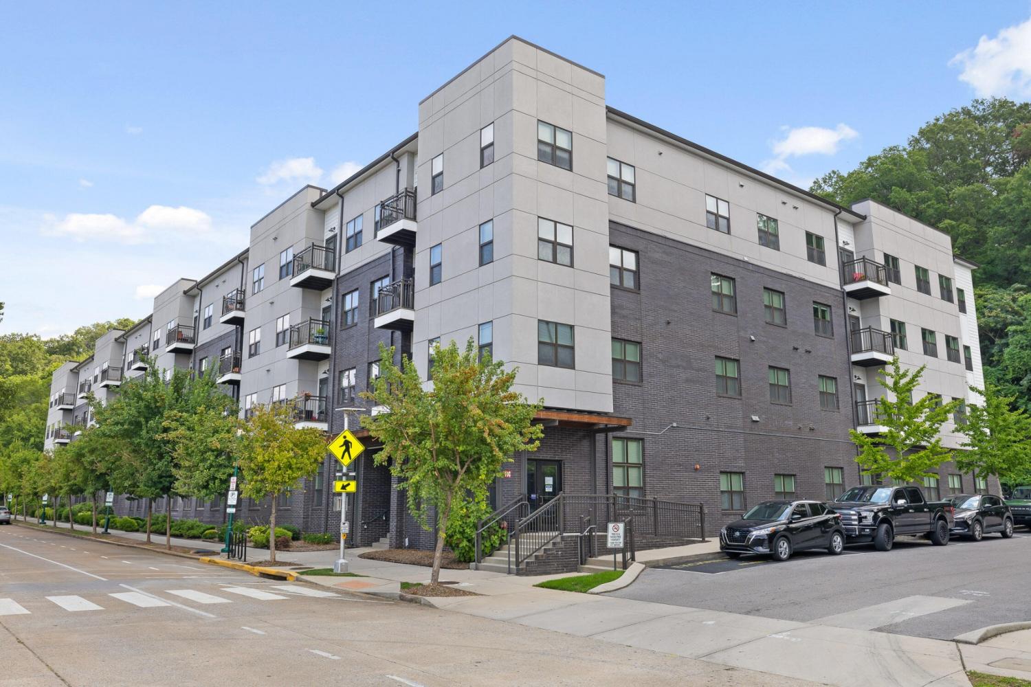 782-Riverfront-Parkway For Sale