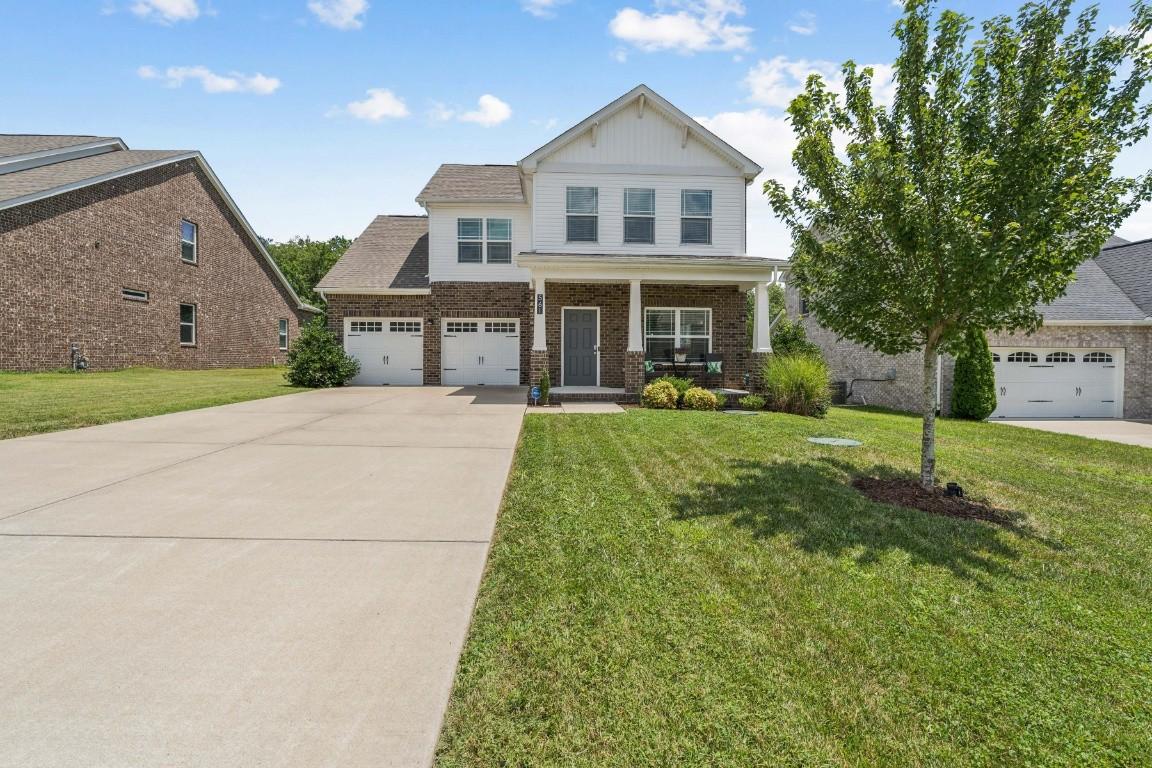 561-Oakvale-Ln For Sale