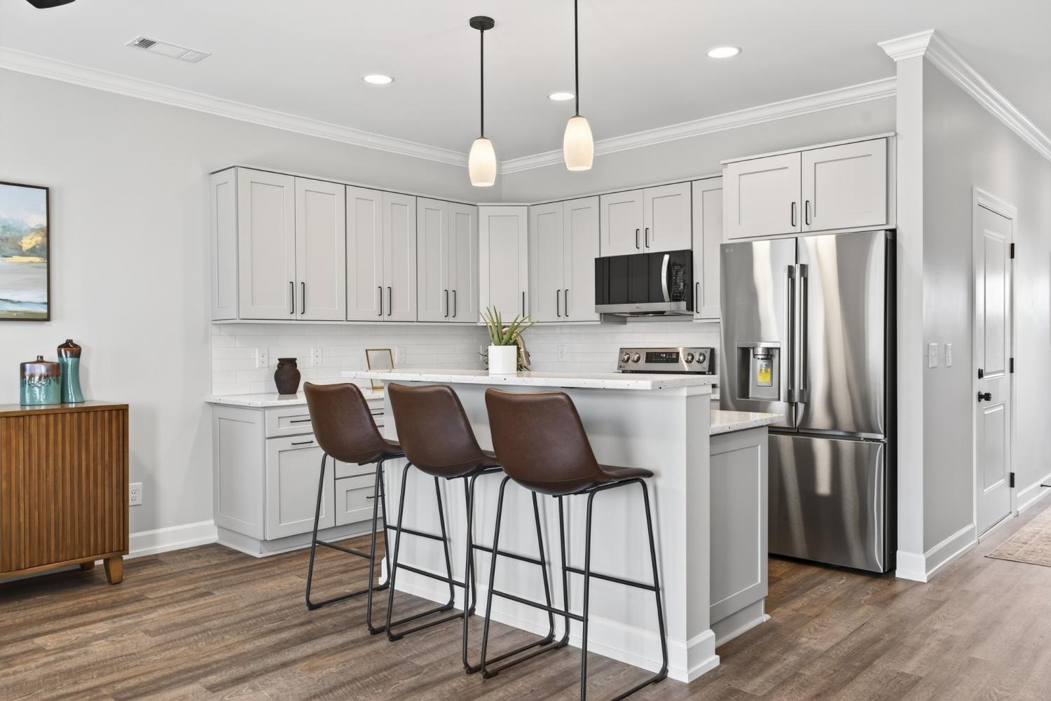 101-Maple-View-Dr For Sale