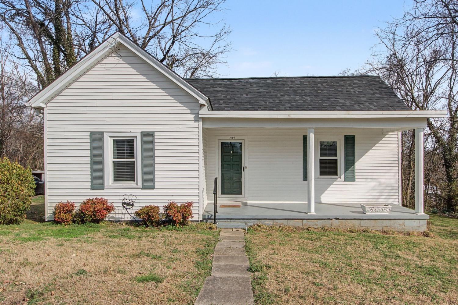 704-Fleming-St For Sale