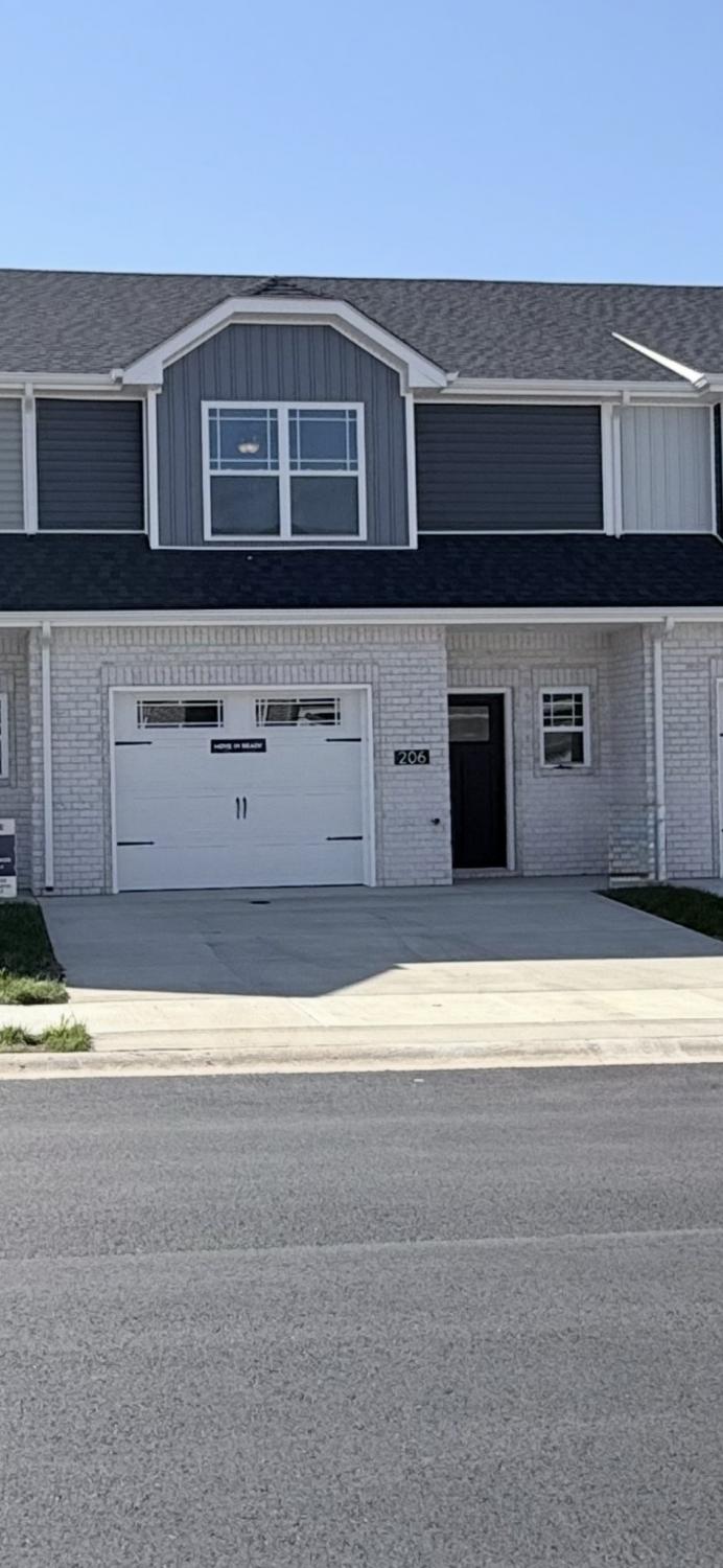 206-W-Fallow-Ct For Sale