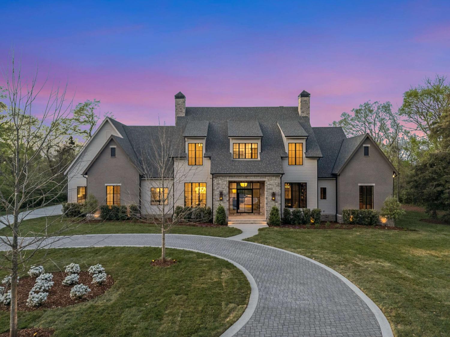 1114-Tyne-Blvd For Sale