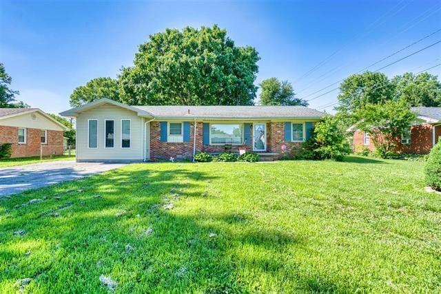 413-Colonial-Terrace For Sale