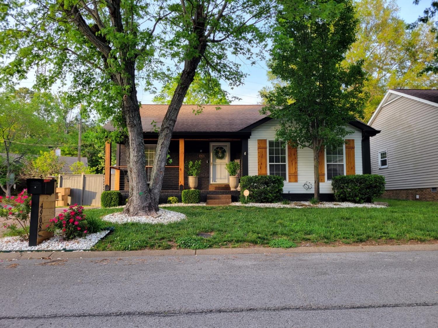 4908-Yorkshire-Rd For Sale