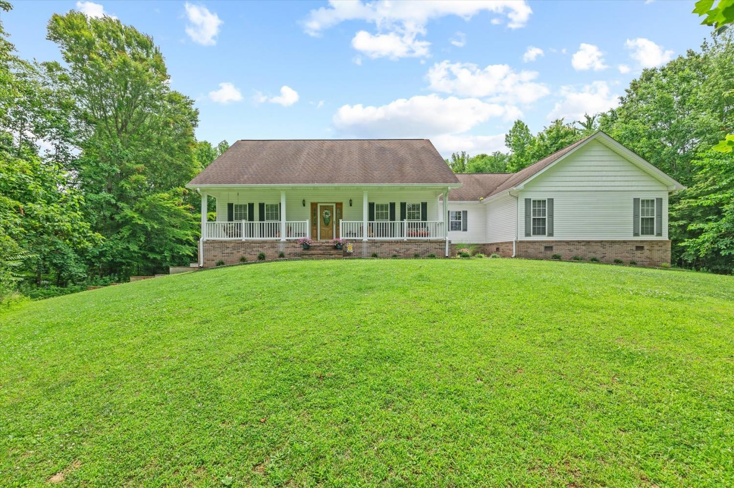5546-Old-Kentucky-Rd For Sale