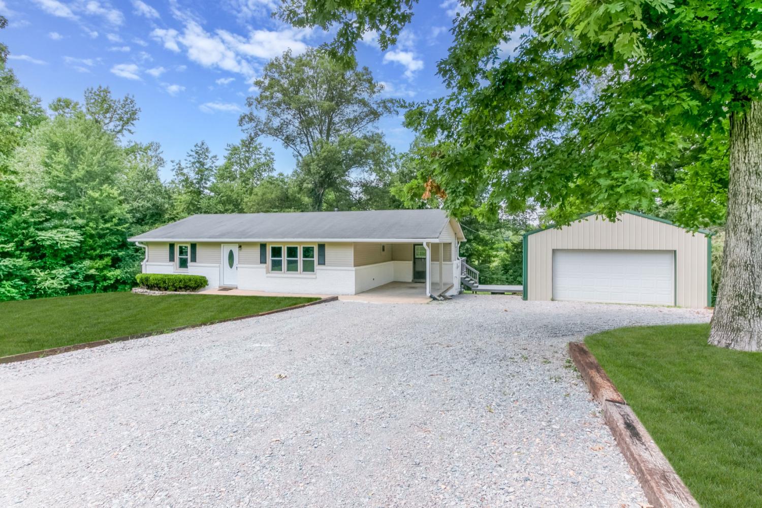 176-Pine-St For Sale