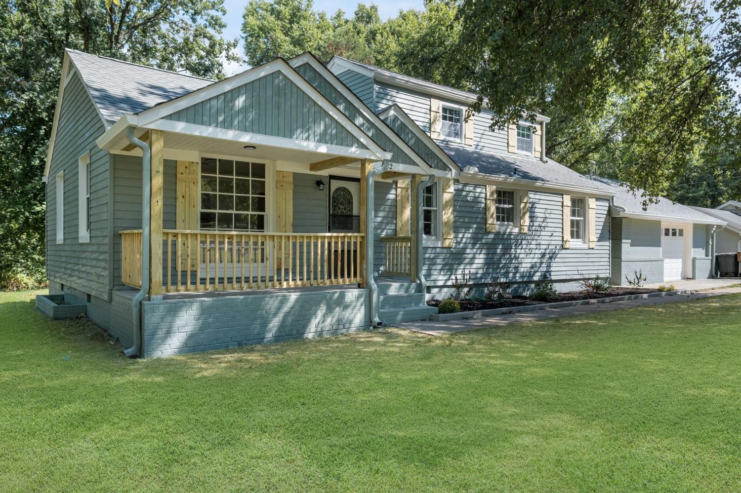 932-Drummond-Dr For Sale