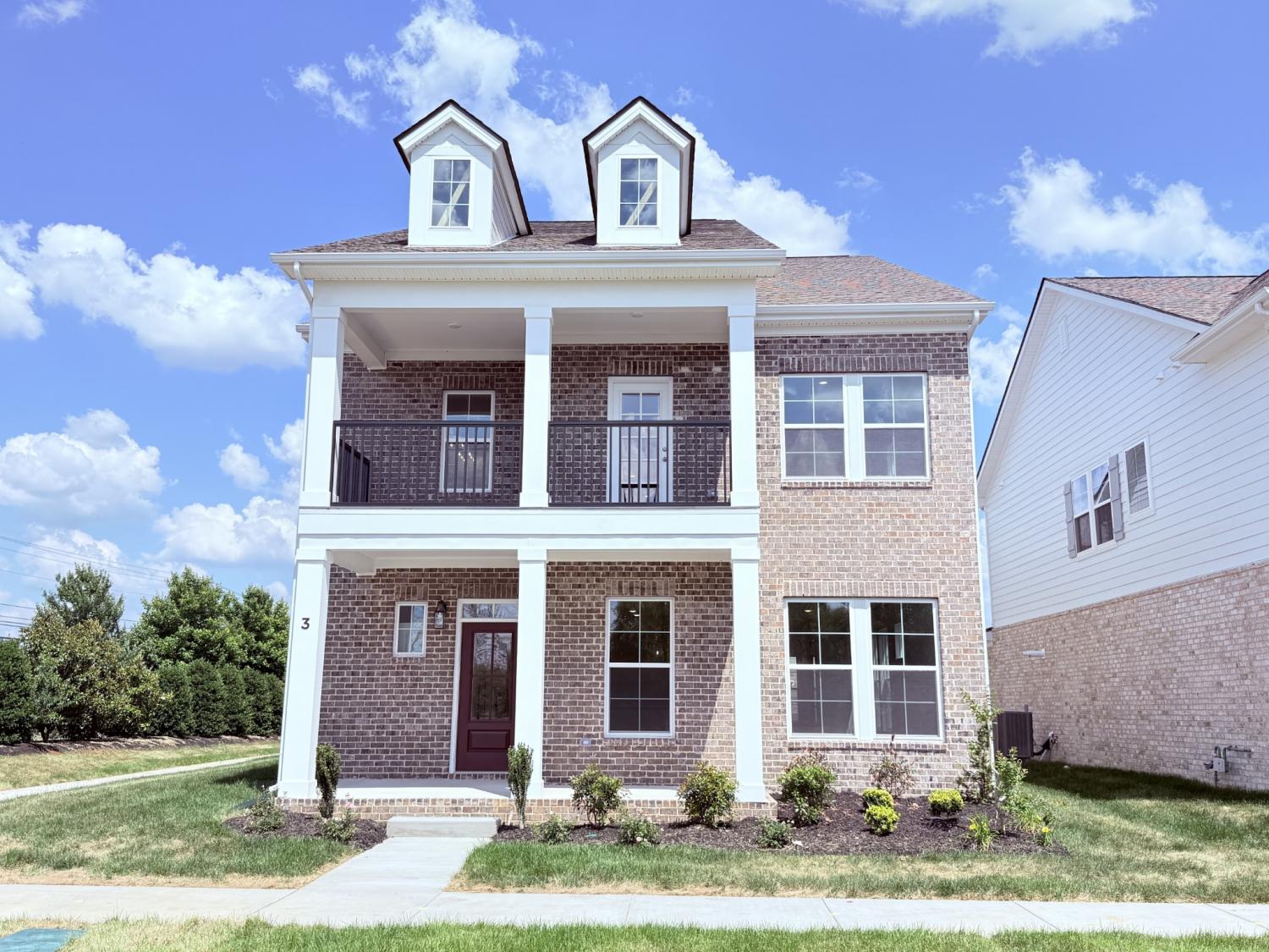 2705-Wilkinson-Pike For Sale
