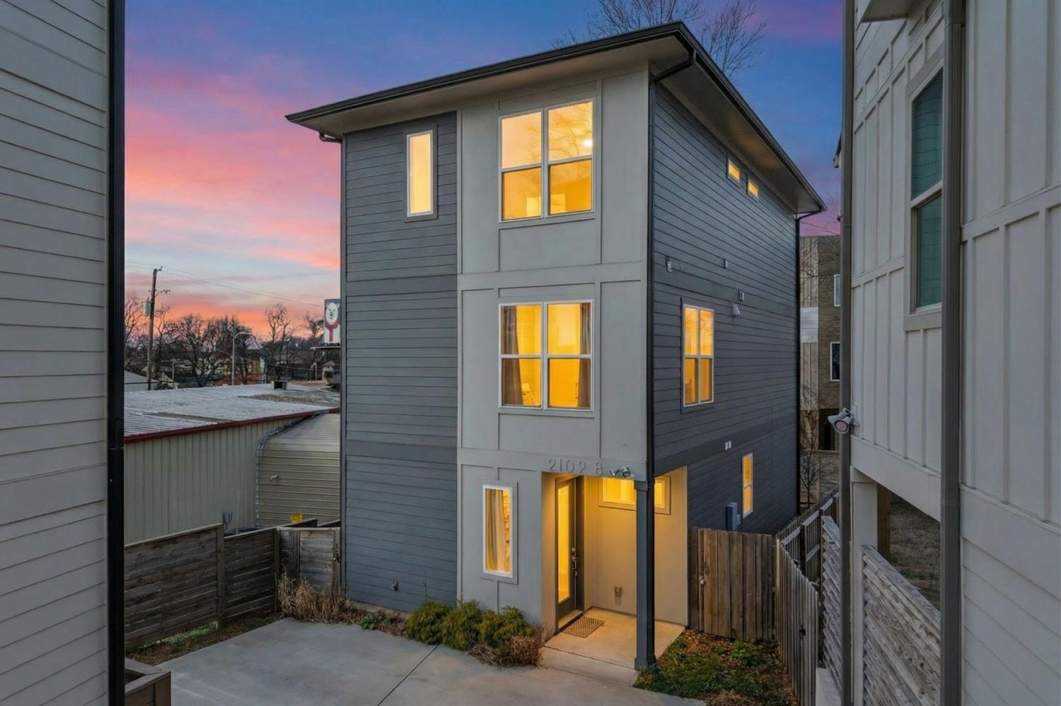 2109-23rd-Ave--N For Sale