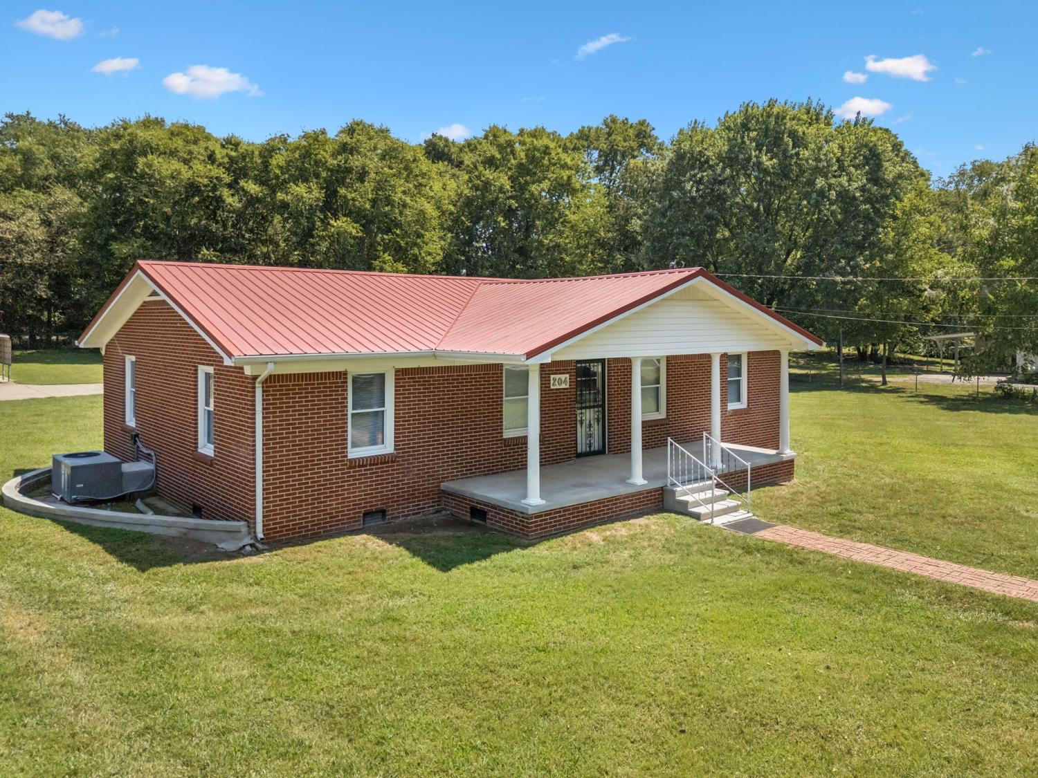 204-Canaan-Rd For Sale