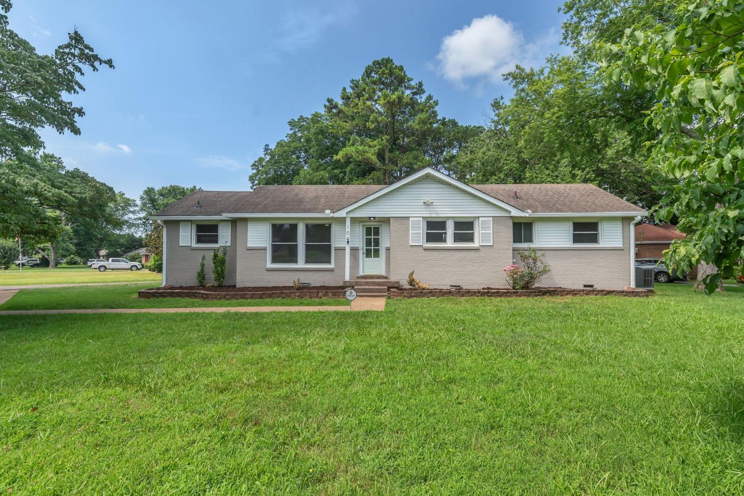 104-Belaire-Dr For Sale