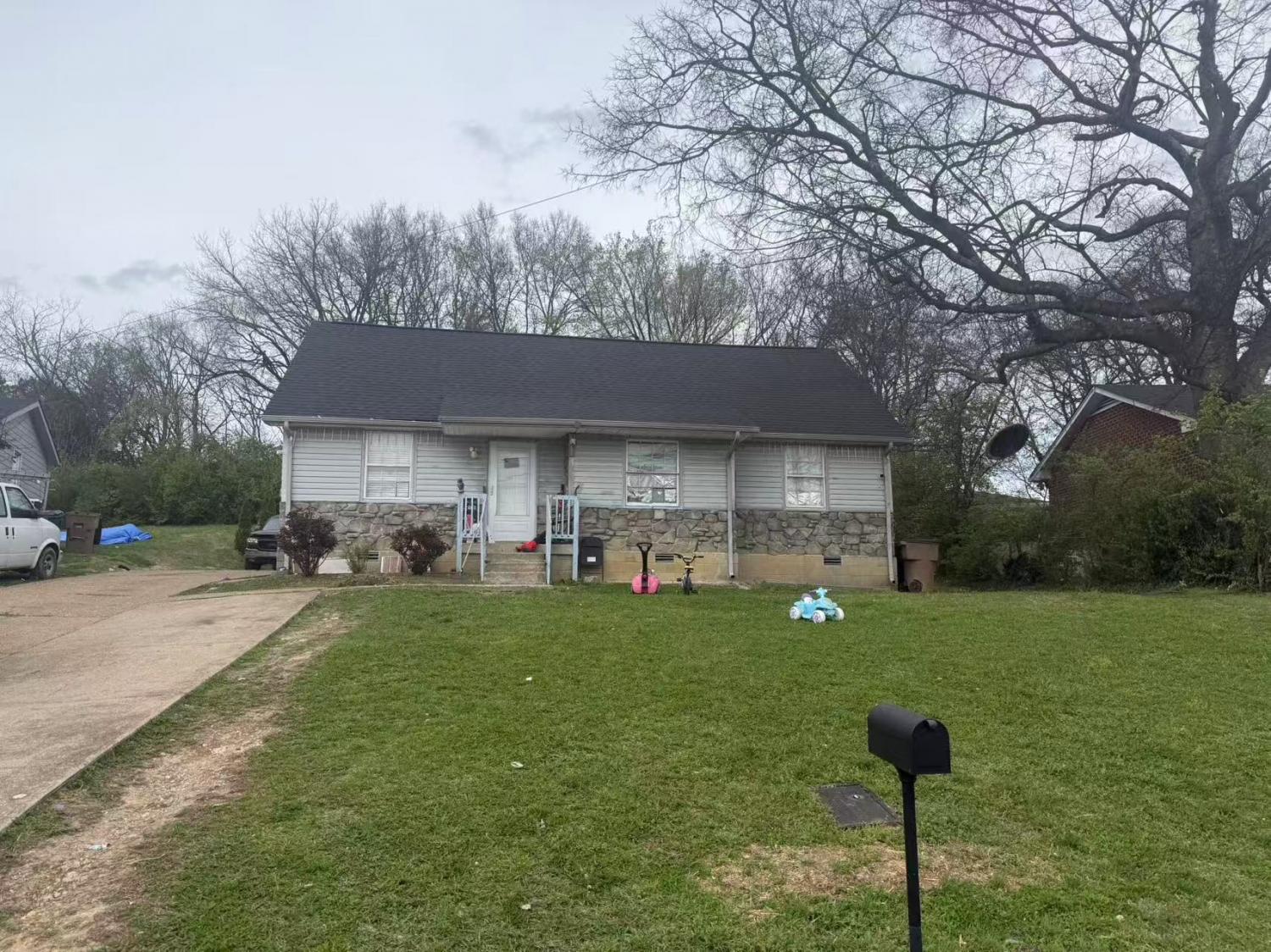 6-Lutie-St For Sale