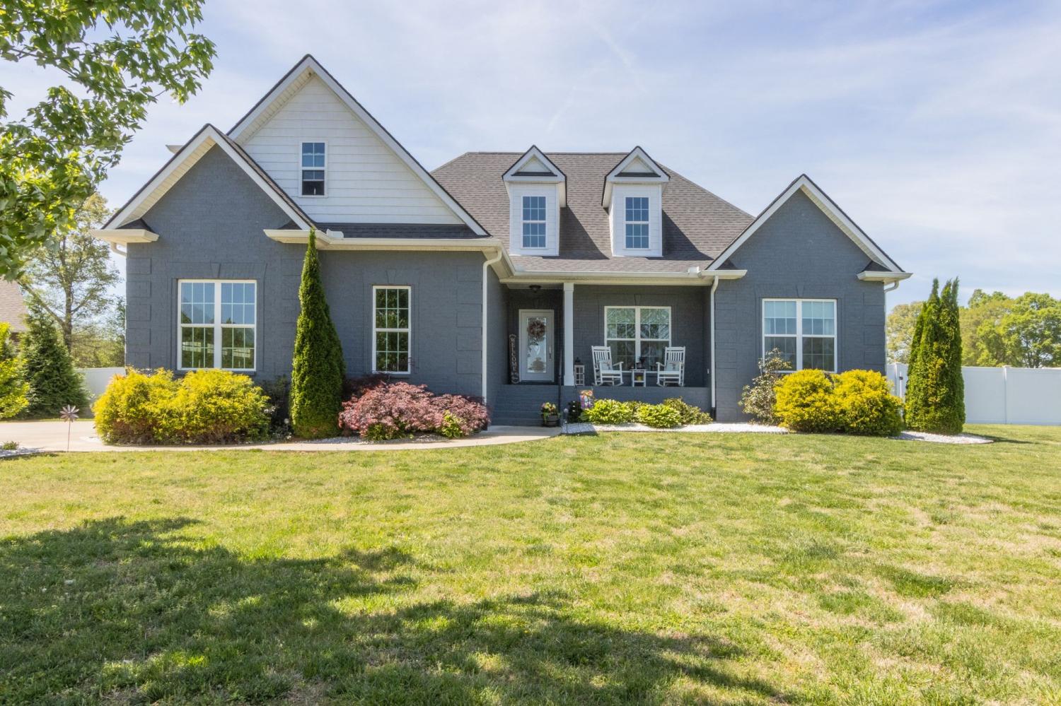 366-Lexington-Cir For Sale