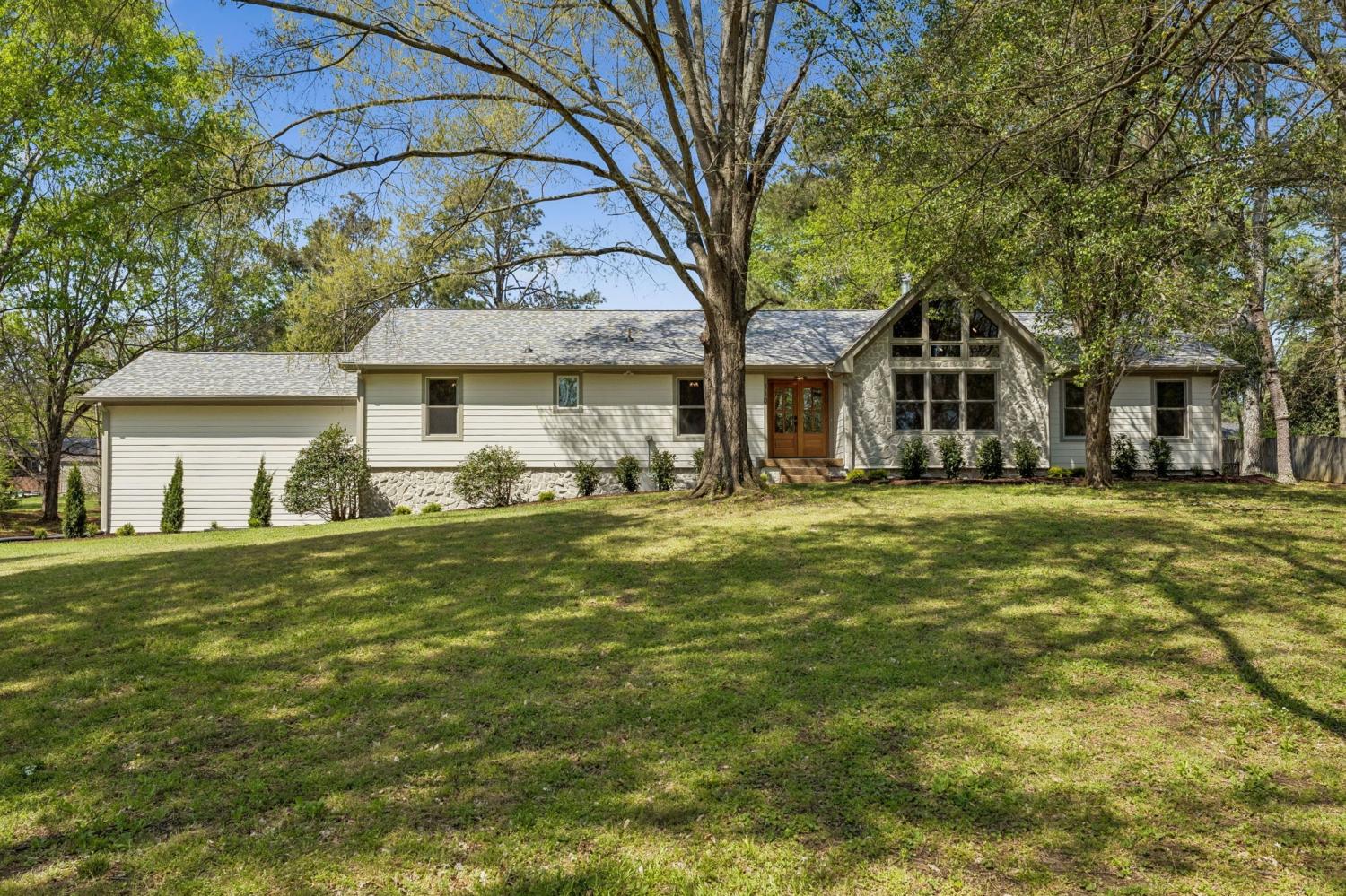 110-Green-Valley-Blvd For Sale